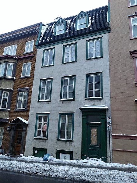 File:77, rue Saint-Louis.jpg