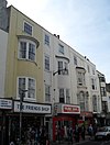 95–99 St James's Street, Brighton (NHLE Code 1380868) (Eylül 2010) .jpg