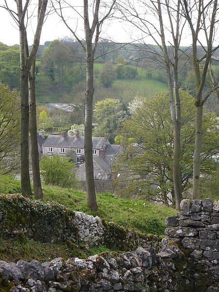 File:A Parwich village scene - geograph.org.uk - 2362353.jpg