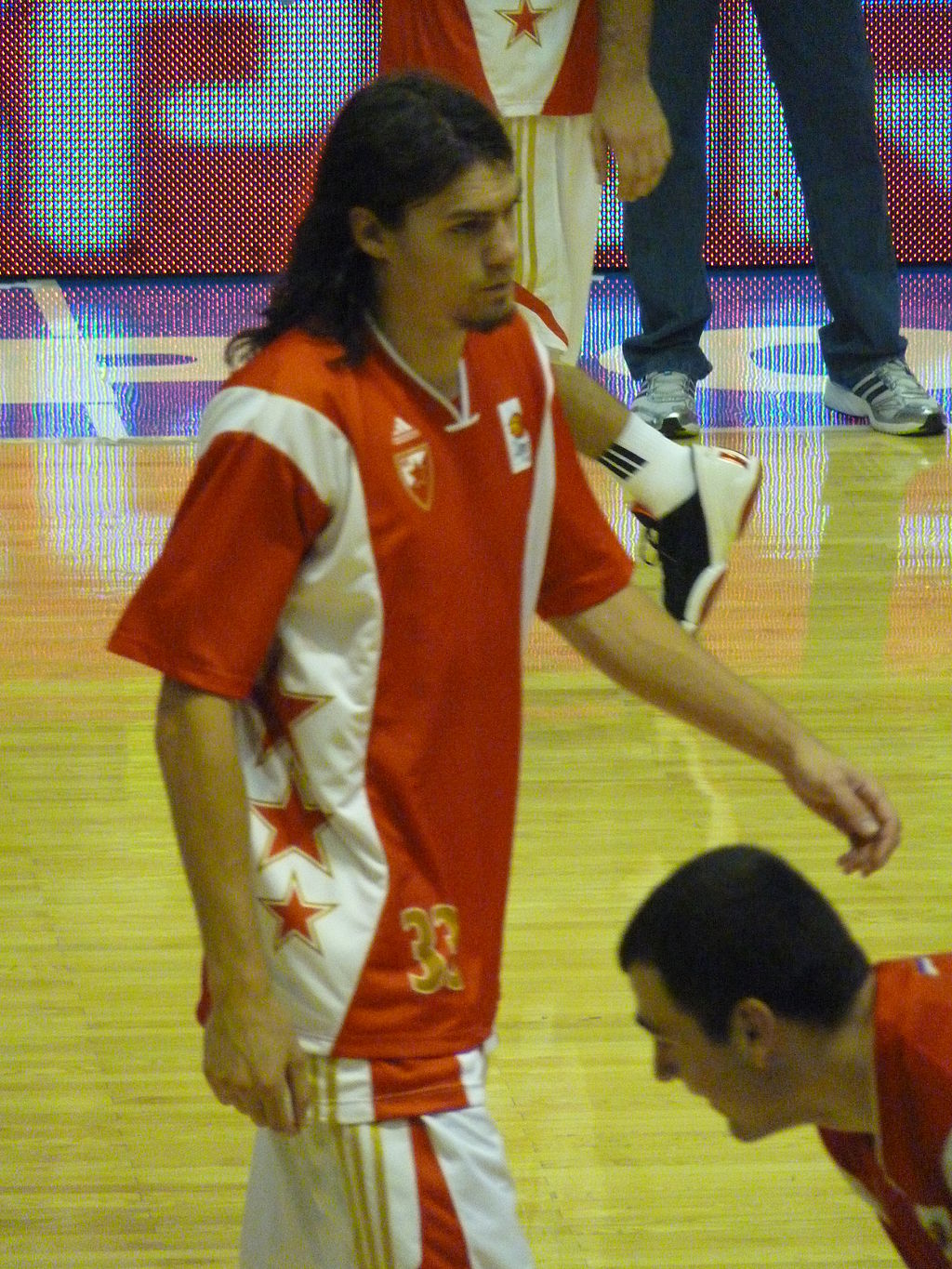 All grown up: Adam Morrison graduates from mini hoop in Glendive