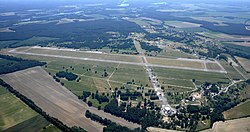 Aerial image of the Müritz Airpark airfield.jpg