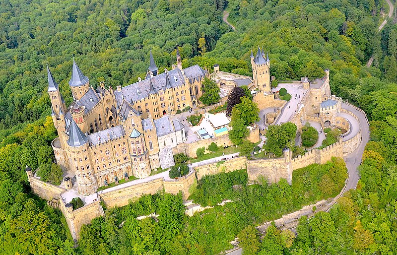 File:Aerial view of Hohenzollern Castle (2017).jpg