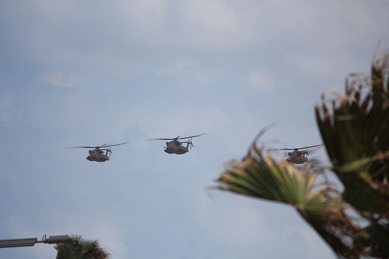 File:Air Force Fly By on Tel Aviv Beach IMG 5928.JPG