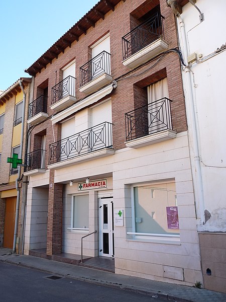 File:Alcolea de Cinca - Farmacia 01.jpg