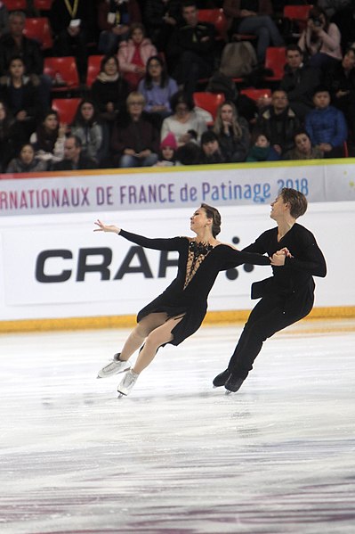 File:Allison REED Saulius AMBRULEVICIUS-GPFrance 2018-Ice dance FD-IMG 4330.JPG