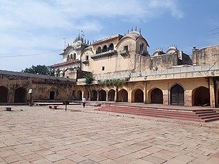 <span class="mw-page-title-main">Alwar fort</span> Fort in Alwar, Rajasthan