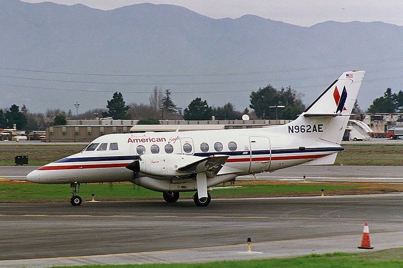 File:American Eagle British Aerospace BAe-3201 Jetstream 32EP Silagi-1.jpg