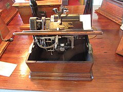 Antique phonographs exhibit, New Orleans October 2016 - 34.jpg