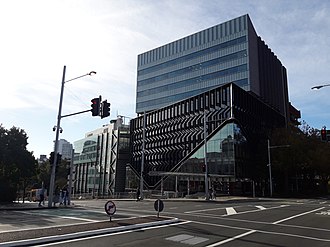 Buildings 303/303S (left) and 302 (right) of the University of Auckland. Building 302 currently houses the Faculty of Science administration office, School of Chemical Sciences, School of Environment, Institute of Marine Science, School of Psychology and Science Assistance Room B302 Science Centre The University of Auckland.jpg