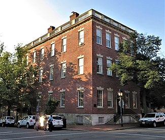 Bank of Alexandria, Old Town Alexandria, Virginia (14311314867) crop.jpg