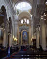 L'interior de la basílica de Bonaria