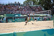 Deutsch: Beachvolleyball bei den Olympischen Jugendspielen 2018; Tag 11, 17. Oktober 2018; Jungen, Spiel um Platz 3 – Argentinien-Ungarn 2:0 (21–15/21–15) English: Beach volleyball at the 2018 Summer Youth Olympics at 17 October 2018 – Bronze Medal Match – Argentina-Hungary 2:0 (21–15/21–15)