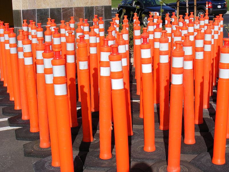 File:Bollards waiting in a pack.JPG