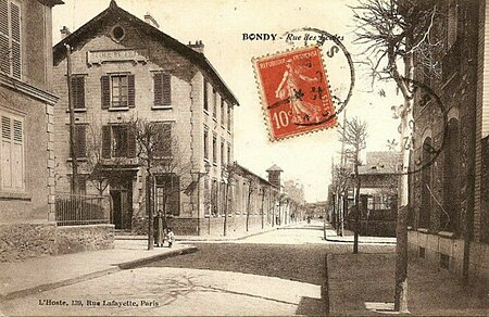 Bondy.Rue des Écoles