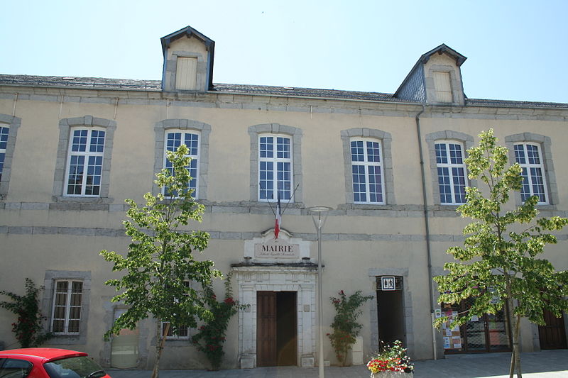 File:Brassac mairie.JPG