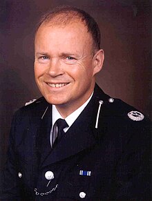 Cmdr Bob Broadhurst Broadhurst Cmdr Bob Sept '03.jpg