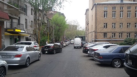 Byron street, Yerevan 03.jpg