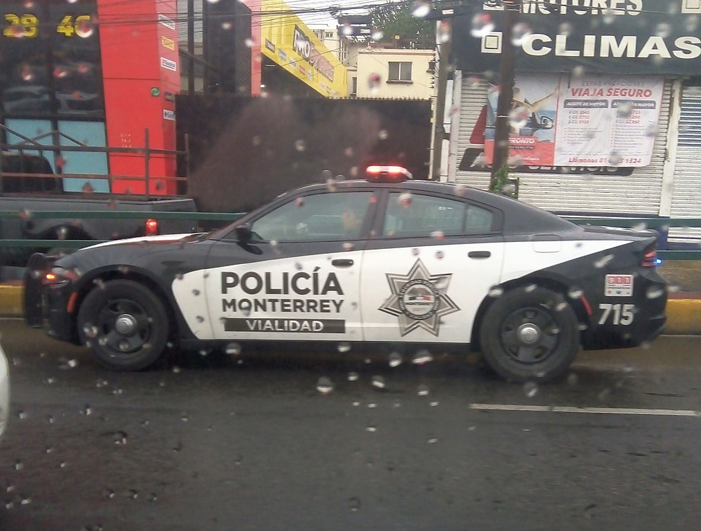 File:Carro Policia Monterrey 2021.jpg - Wikimedia Commons