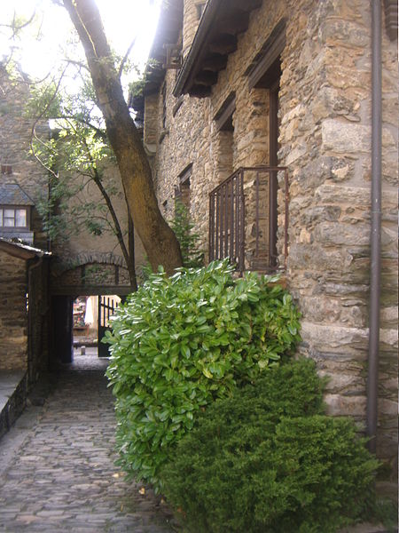 File:Casa d'Areny-Plandolit - 6.JPG