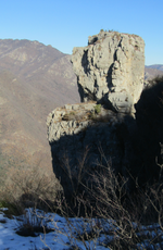 Un torrione roccioso nei pressi della cima orientale