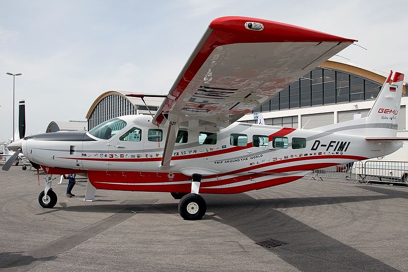 File:Cessna 208B Grand Caravan AN2259451.jpg