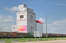 Grain elevator in Chamberlain Chamberlain grain elevator.jpg