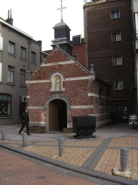 File:Charleroi - Chapelle Saint-Fiacre.JPG