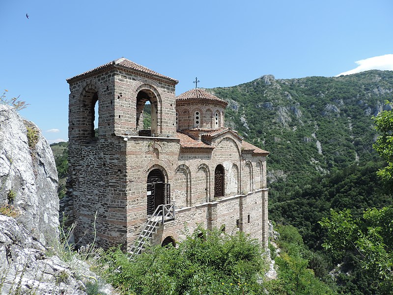 File:Church of the Holy Mother of God, Asen's Fortress, Bulgaria 07.JPG