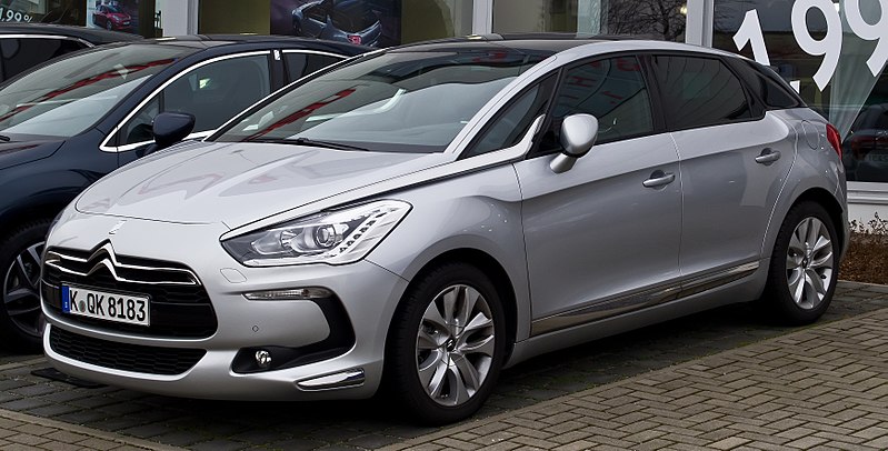 File:Citroën DS5 – Frontansicht, 3. März 2014, Düsseldorf.jpg