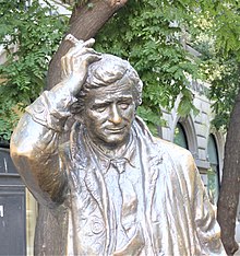 Geza Dezso Fekete's Columbo statue Columbo (3).jpg