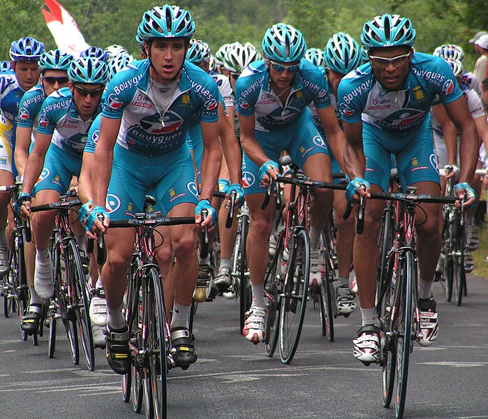 File:Cyclisme Cdf2006 Bouygues.jpg