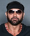 Ficheiro:Dave Bautista by Gage Skidmore.jpg – Wikipédia, a