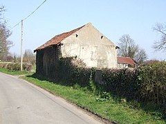 Bekas Bangunan Pertanian, School Road, Bedingham Hijau - geograph.org.inggris - 383984.jpg