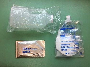 Drugs for whole bowel irrigation: left side "SCRIT", right side "Niflec". The main component of both products is anhydrous sodium sulfate. Contains a small amount of polyethylene glycol. Drug for Whole bowel irrigation.jpg