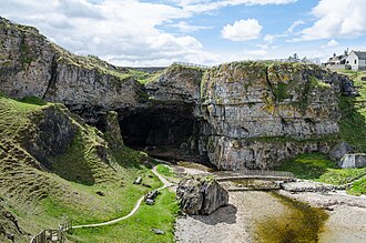 Smoo Cave Entrance to Smoo Cave.jpg