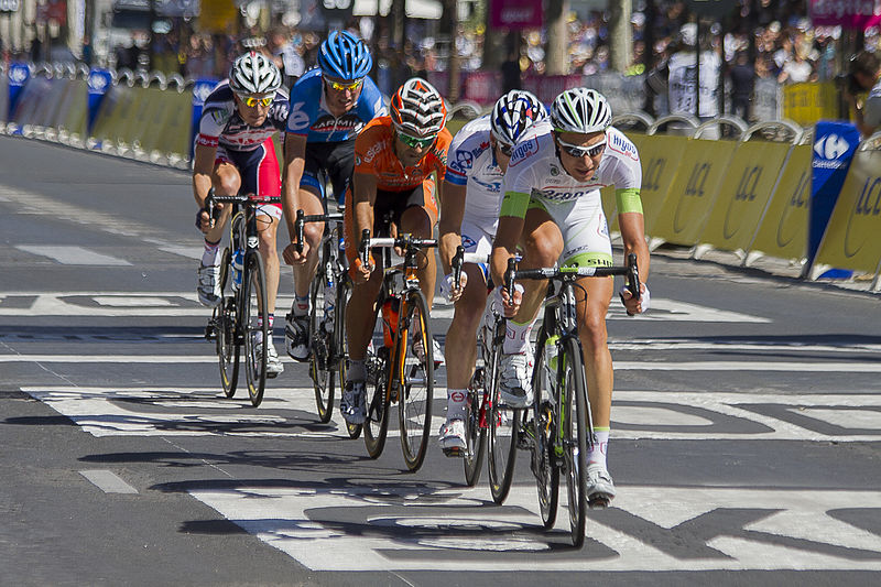 File:Etape 20 du Tour de France 2012, Paris 02.jpg