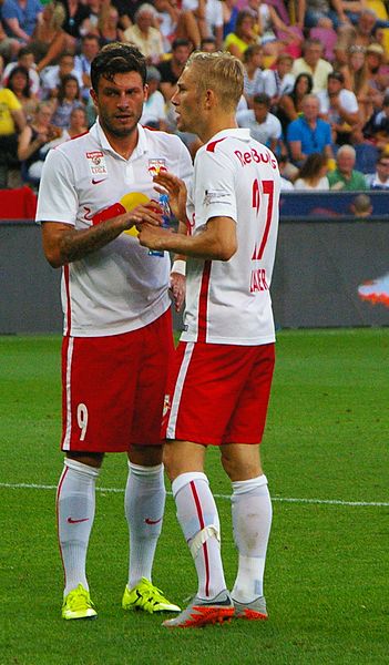 File:FC Red Bull Salzburg gegen Leverkusen 25.JPG