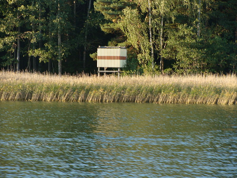 File:FI Day Beacon on Hirsalö island in Archipelago Sea.JPG