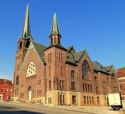 Pertama Methodist Episcopal Church - Burlington Iowa.jpg