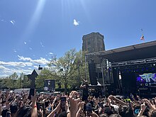 Flo Rida performing at Slope day 2024 Flo Rida Slope Day.jpg