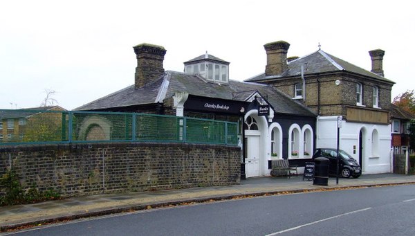 Station buildings next to the bridge over the railway line