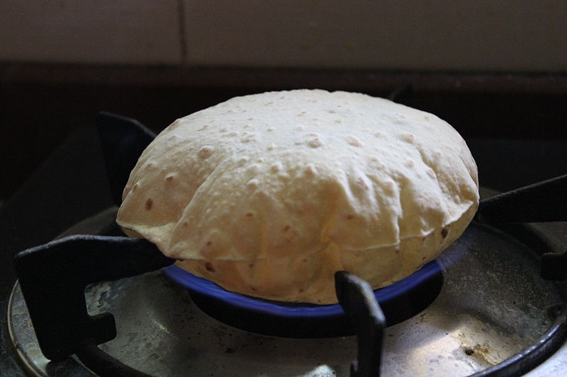 File:Fulka Roti like ball.jpg