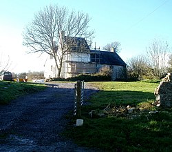 Grade I listed Castle Farmhouse, St Georges (geograph 2164659).jpg