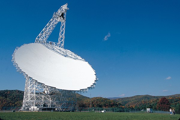 The Green Bank Telescope is one of the radio telescopes used by the Breakthrough Listen project to search for alien communications.