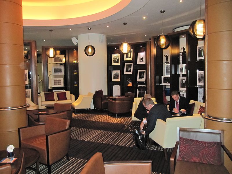 File:Hard Days Night Hotel, Lounge Bar 3, Liverpool 2009.jpg