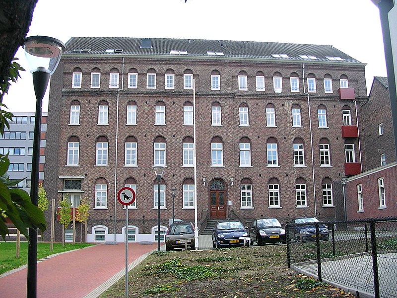 File:Heerlen Gasthuisstraat 1.jpg