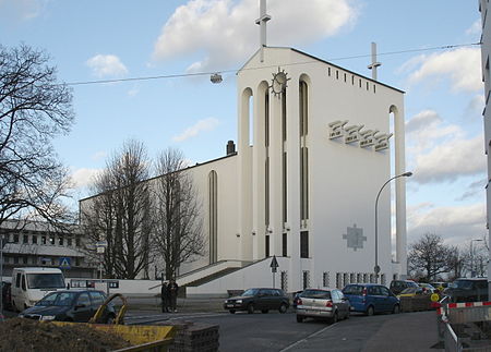 Heiligkreuzkirche ffm bornheim001