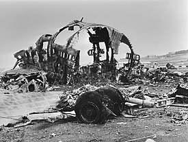 March 27, 1977: Collision of two Boeing 747 airliners kills 583 people at Tenerife on the Canary Islands Het verongelukte KLM-toestel De Rijn, Bestanddeelnr 929-1005 - cropped.jpg