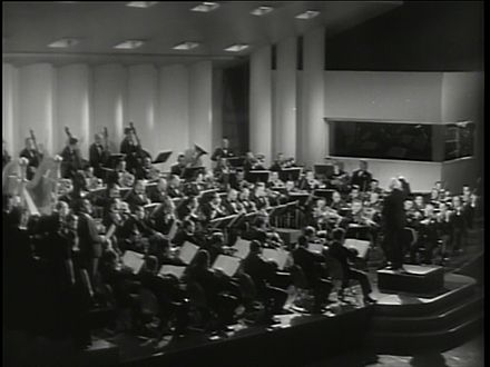 NBC Symphony Orchestra playing Verdi's Inno delle nazioni