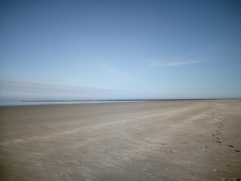 File:IJmuiden strand 085316.jpg